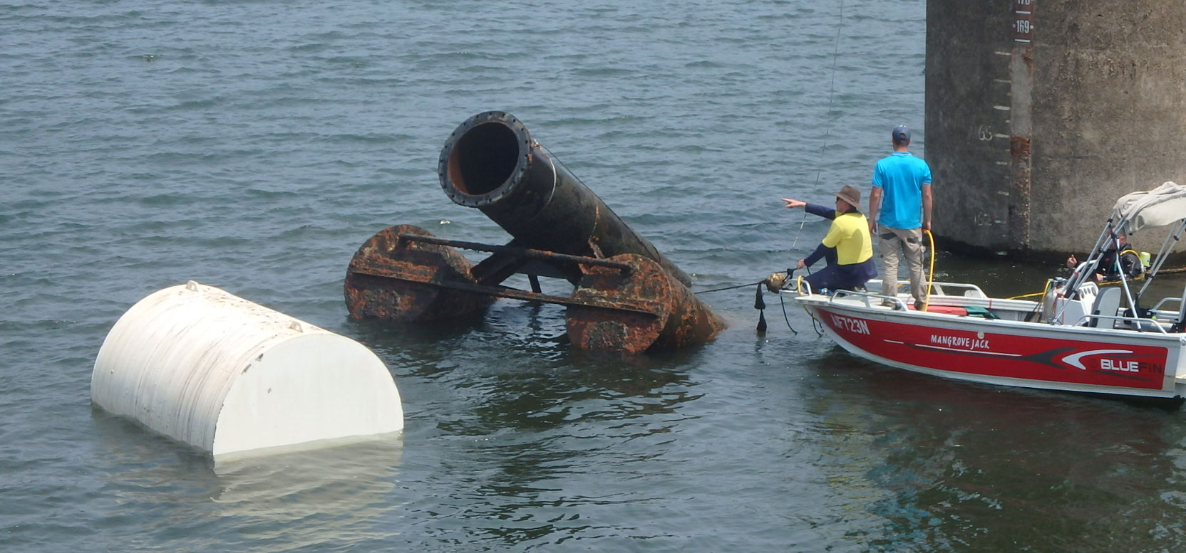 Corroded Pipe removal - water reservoir | TAG Diving